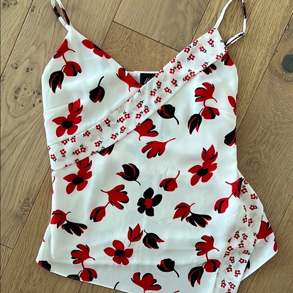 Tops - XS Summer Top